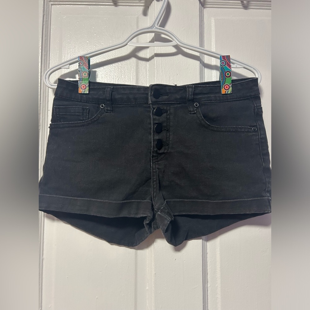 Black Forever 21 shorts